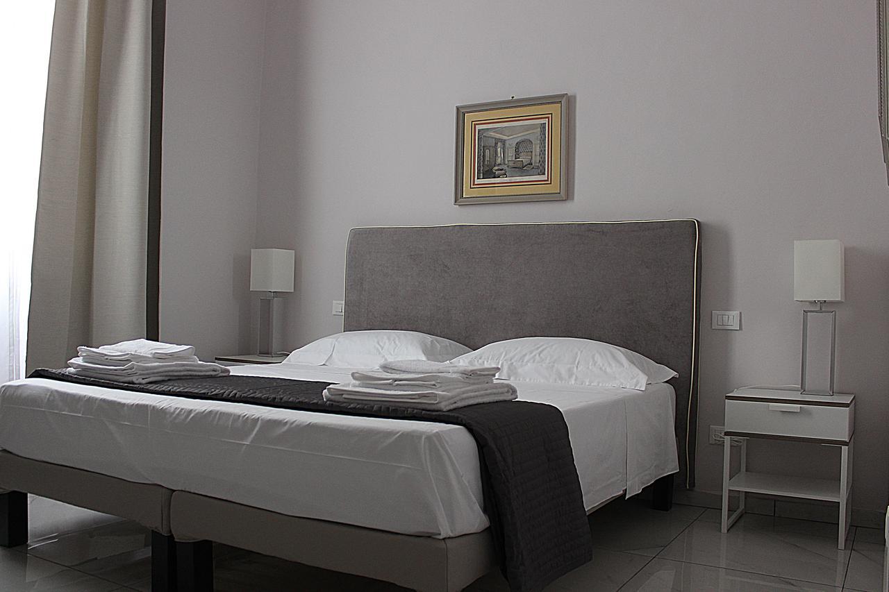 Dimora Degli Artisti - Charm Rooms Florence Buitenkant foto